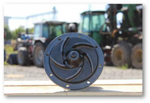 Bomba de agua tractor jhon deere.